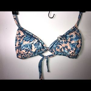 FLORAL CUTE BIKINI TOP XS